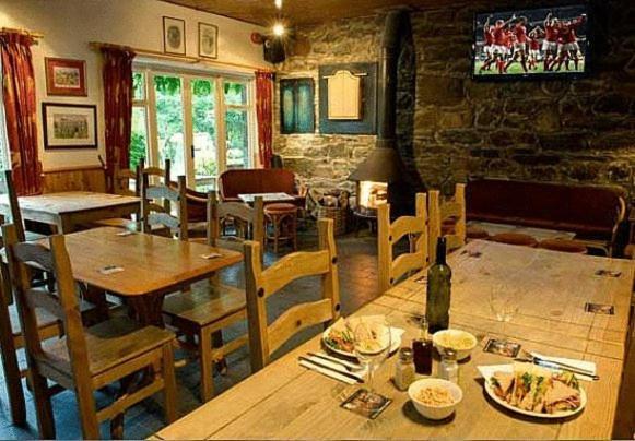 Ty Mawr Hotel Llanbedr  Eksteriør billede