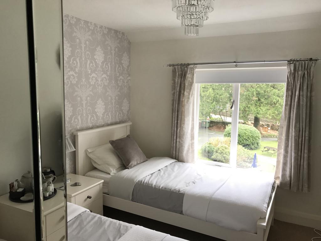 Ty Mawr Hotel Llanbedr  Eksteriør billede